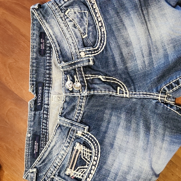 Vigoss Jeans - Picture 2 of 6